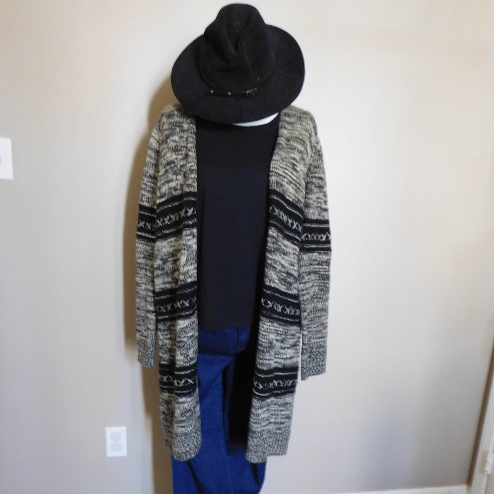 Western Style Shaw